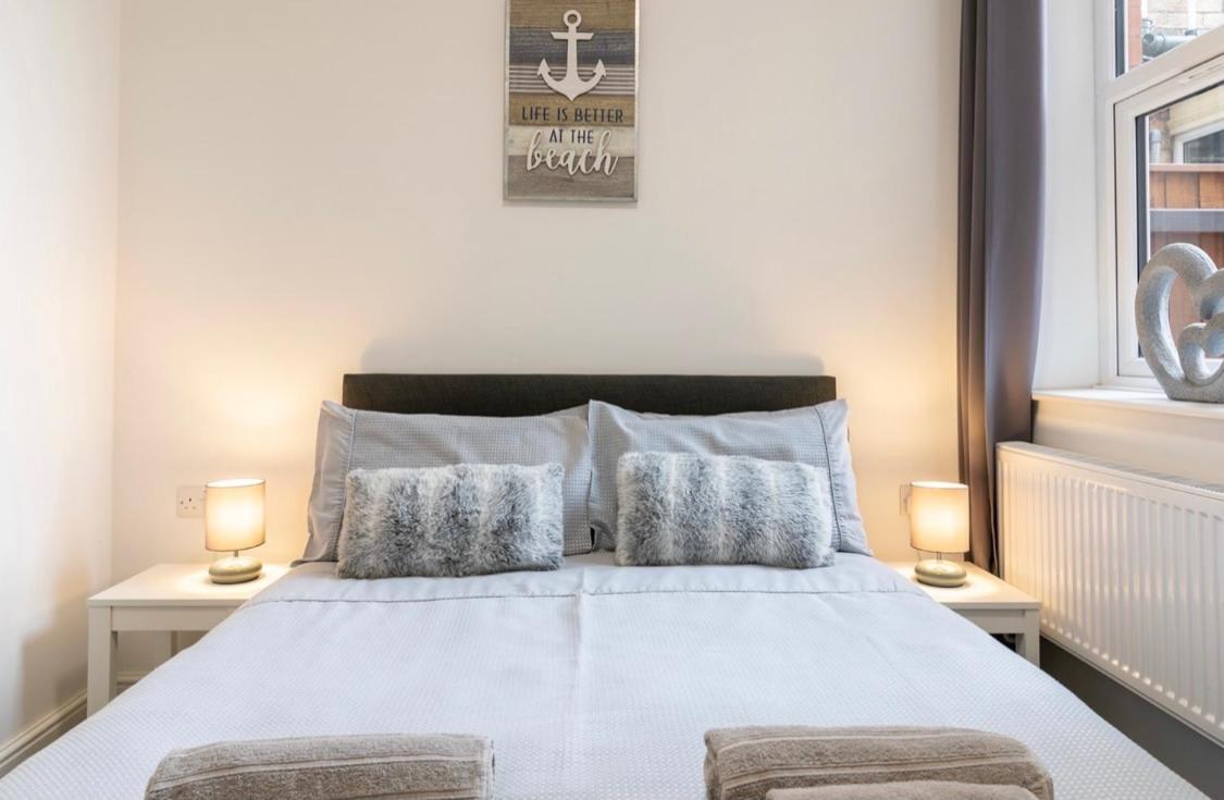 Guest house Megs Island Cleethorpes